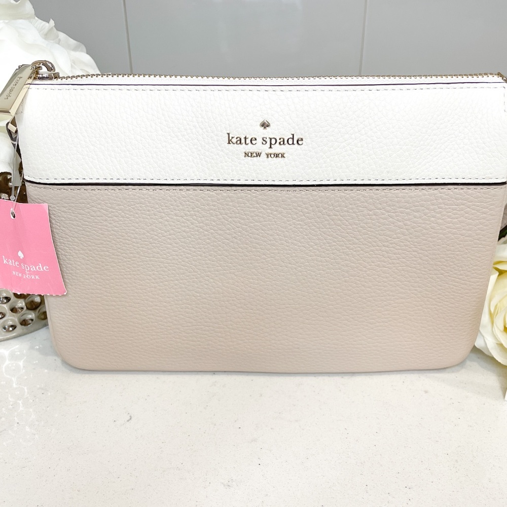 NWT Kate Spade Beige Nude & Cream Pebbled Leather Triple Gusset Crossbody Purse